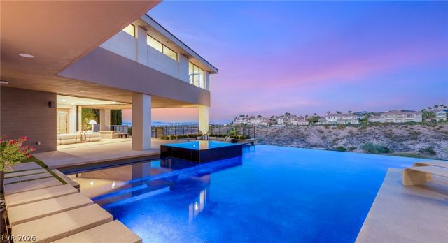 1300 Villa Barolo Avenue, Henderson, NV 89052