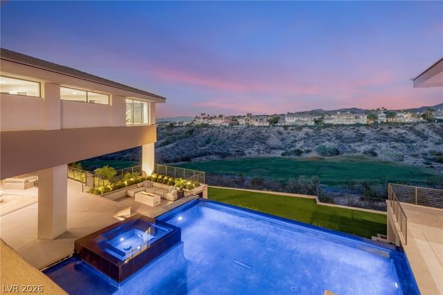 1300 Villa Barolo Avenue, Henderson, NV 89052