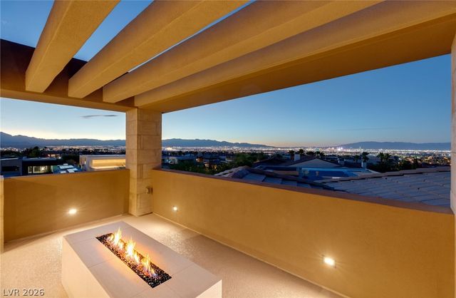 1300 Villa Barolo Avenue, Henderson, NV 89052