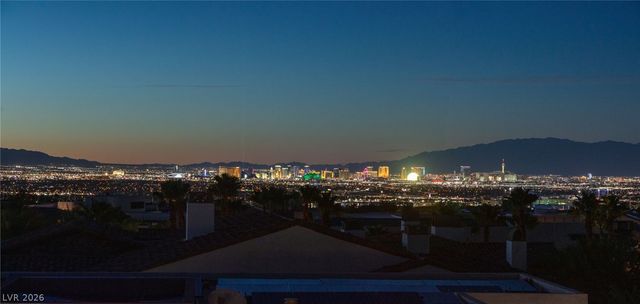 1300 Villa Barolo Avenue, Henderson, NV 89052