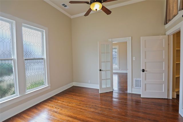 702 N Bradley Street, Mckinney, TX 75069