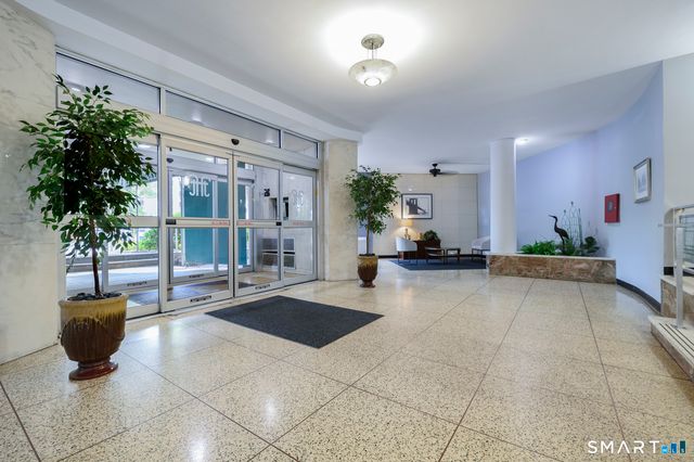 71 Strawberry Hill Avenue 519, Stamford, CT 06902