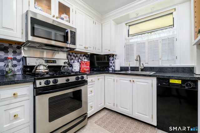 71 Strawberry Hill Avenue 519, Stamford, CT 06902