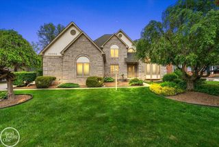 56688 Portsmouth Court, Shelby Twp, MI 48316