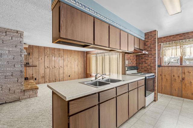 2209 Conrad Road, Standish, MI 48658