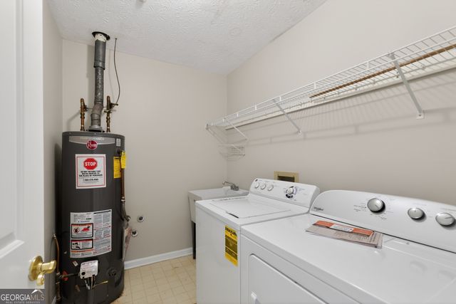 1990 Hutton Drive, Grayson, GA 30017