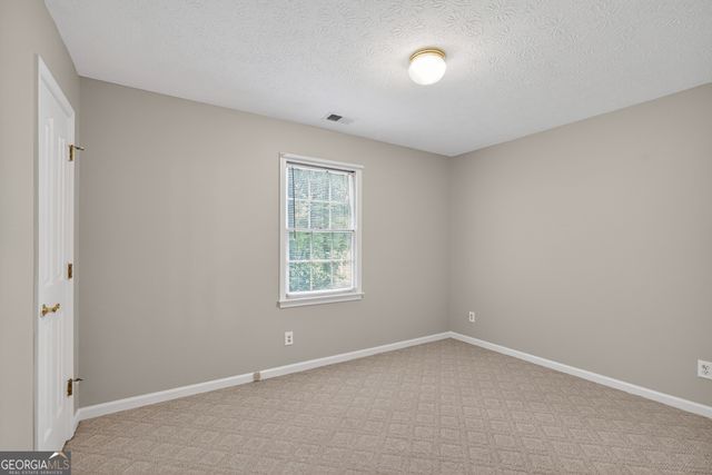 1990 Hutton Drive, Grayson, GA 30017