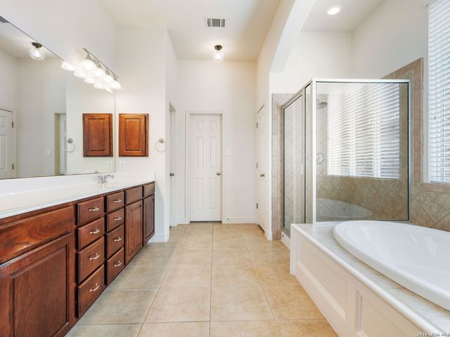 25807 Coronado Ridge, San Antonio, TX 78260