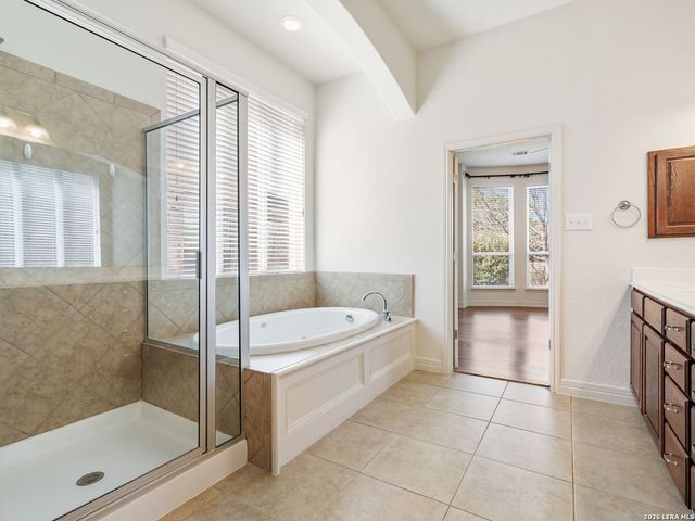 25807 Coronado Ridge, San Antonio, TX 78260