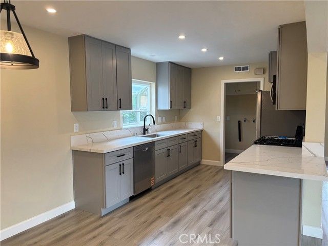 1022 Concord St, Santa Ana, CA 92701