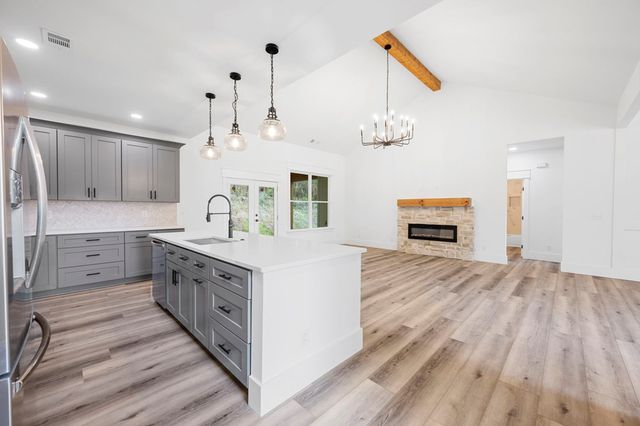 2020 Deer Crossing, Rocky Face, GA 30740