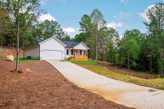 2020 Deer Crossing, Rocky Face, GA 30740