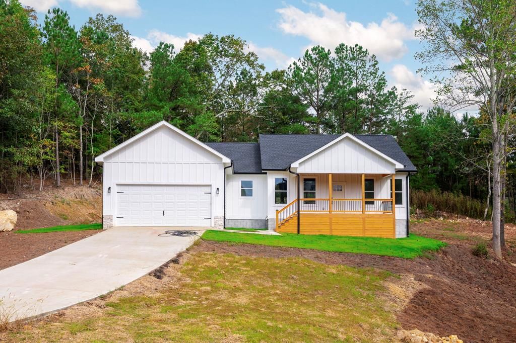 2020 Deer Crossing, Rocky Face, GA 30740