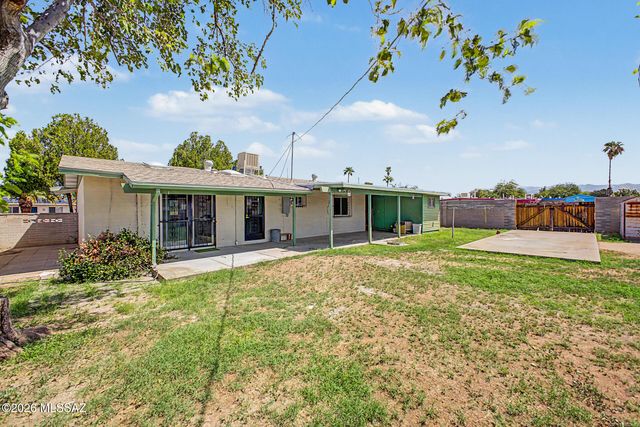 6866 E David Drive, Tucson, AZ 85730