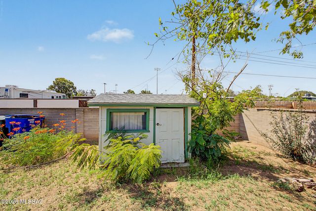 6866 E David Drive, Tucson, AZ 85730