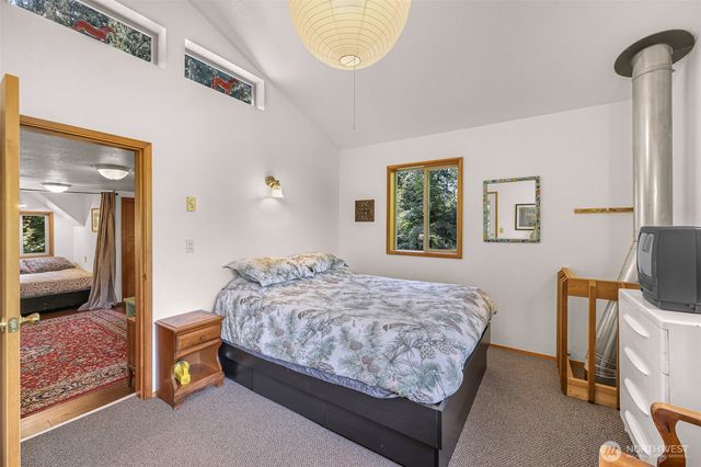 9778 Mt Baker Highway, Deming, WA 98244