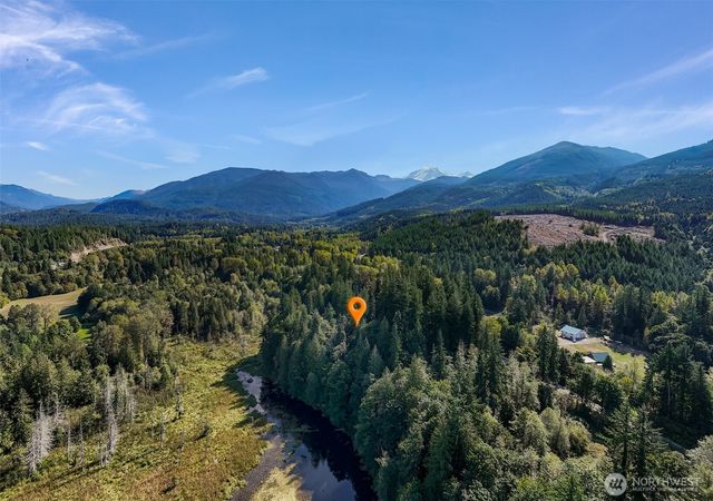 9778 Mt Baker Highway, Deming, WA 98244