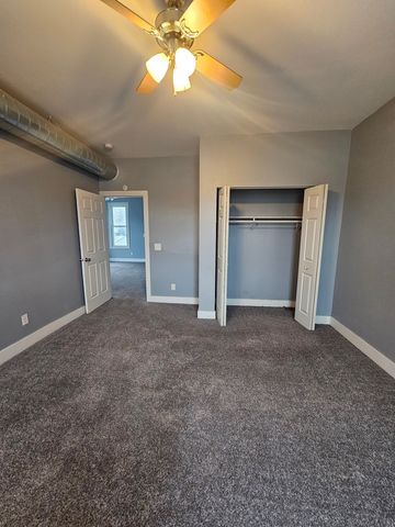 1431 W 4th Street, Davenport, IA 52802