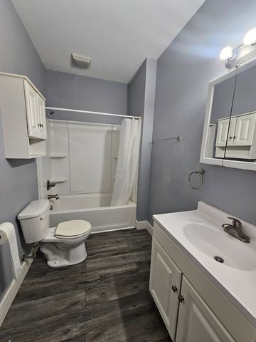 1431 W 4th Street, Davenport, IA 52802