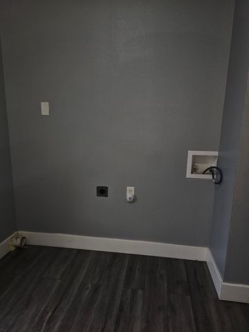 1431 W 4th Street, Davenport, IA 52802