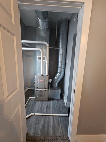 1431 W 4th Street, Davenport, IA 52802