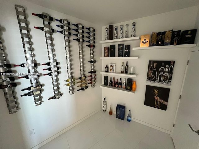 851 NE 1st Ave 3903, Miami, FL 33132