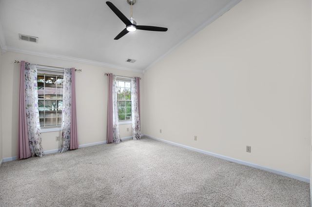 323 Dogwood Court, Versailles, KY 40383