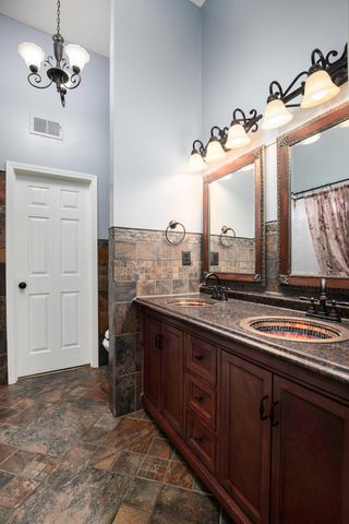 323 Dogwood Court, Versailles, KY 40383
