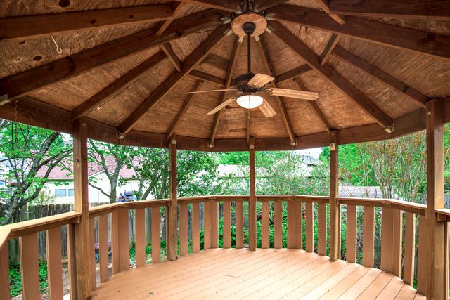 323 Dogwood Court, Versailles, KY 40383
