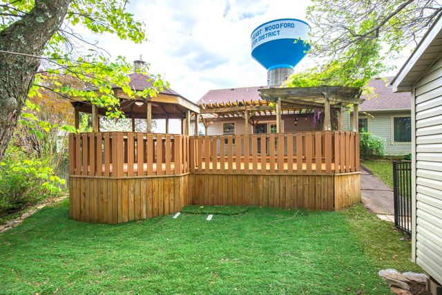 323 Dogwood Court, Versailles, KY 40383