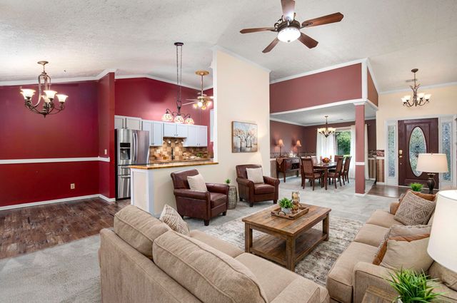 323 Dogwood Court, Versailles, KY 40383