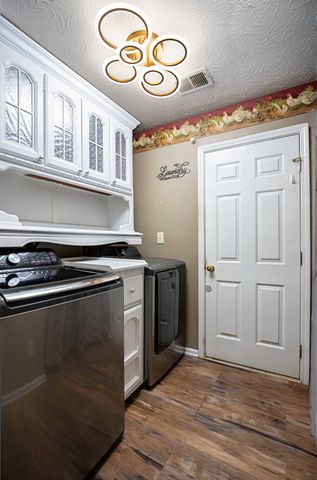 323 Dogwood Court, Versailles, KY 40383