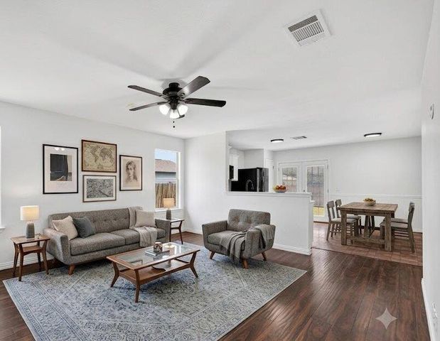 612 Losoya CT, Hutto, TX 78634