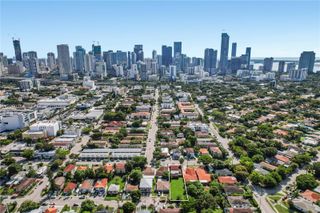 1010 SW 8th Avenue, Miami, FL 33130