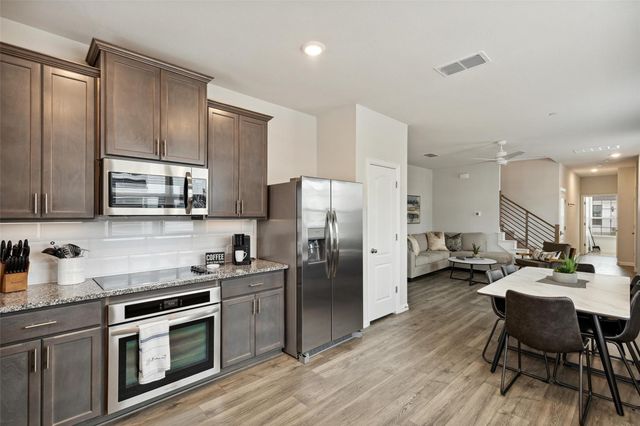 1200 Lamar Drive, Lewisville, TX 75077