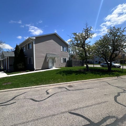 491 Dakota Court, Carol Stream, IL 60188