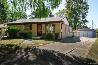 26293 Shiawassee Road, Southfield, MI 48033