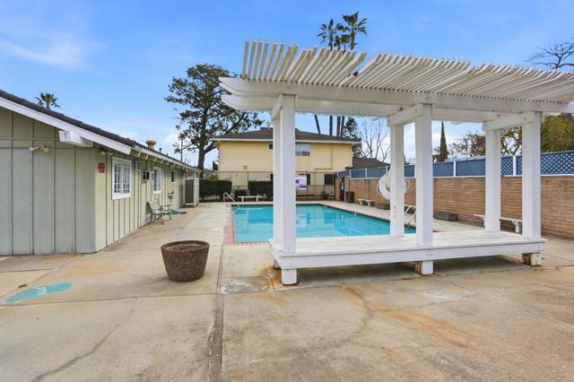 5707 Calmor Avenue 3, San Jose, CA 95123