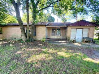 1123 W 13th, Mt Pleasant, TX 75455