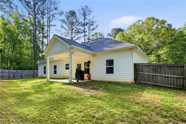 186 Chester Harris Drive, Dallas, GA 30132