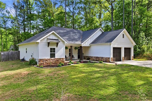 186 Chester Harris Drive, Dallas, GA 30132
