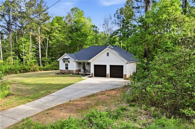 186 Chester Harris Drive, Dallas, GA 30132