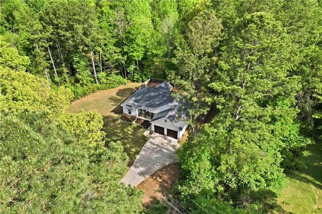 186 Chester Harris Drive, Dallas, GA 30132