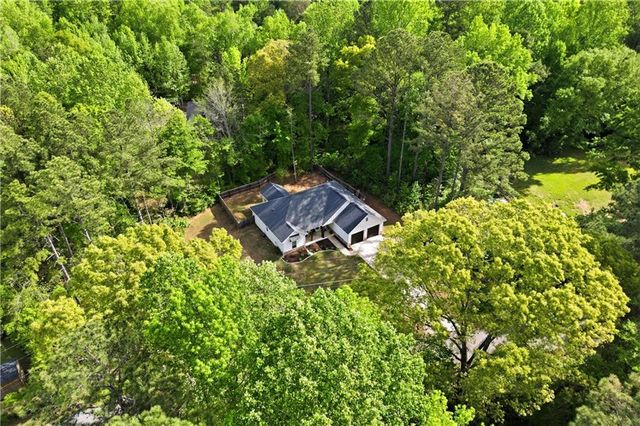 186 Chester Harris Drive, Dallas, GA 30132