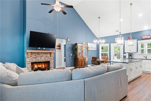 186 Chester Harris Drive, Dallas, GA 30132