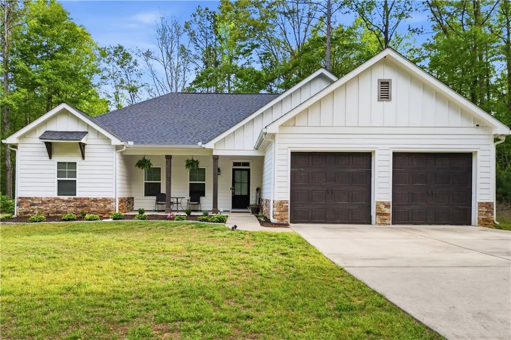 186 Chester Harris Drive, Dallas, GA 30132