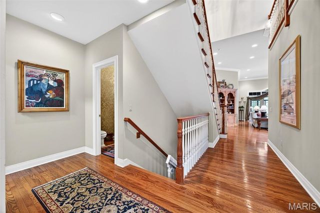 6 Upper Conway Lane, Chesterfield, MO 63017