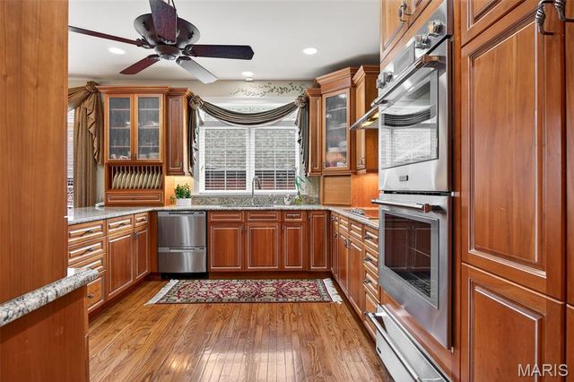 6 Upper Conway Lane, Chesterfield, MO 63017