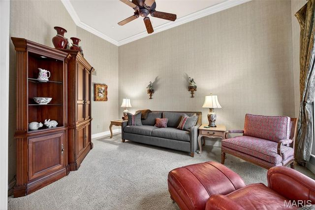 6 Upper Conway Lane, Chesterfield, MO 63017