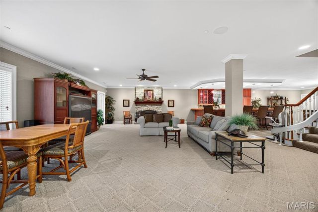 6 Upper Conway Lane, Chesterfield, MO 63017